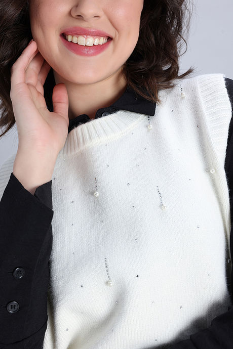 Zivame Retro Peek Sleeveless Sweater - Off White — image 6